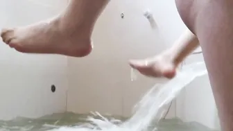 Me llenó de agua y leche