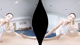 RealityLovers - Lesbo Vagina Rubs inside VR