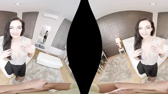 RealityLovers - Freaky Leanne Lace inside VR Porn