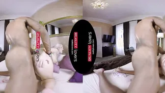 RealityLovers - Ebony on Blonde VR