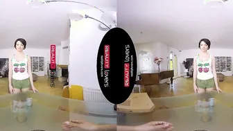 RealityLovers- Pizza Bae Monika VR