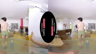RealityLovers- Pizza Bae Monika VR