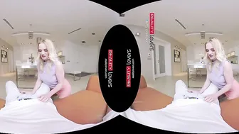 RealityLovers VR - British Cousin is a Cocklover