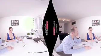 RealityLovers - Big Titted cougar into VR