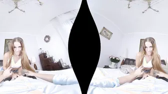 RealityLovers - Eveline Dellai inside Bae VR porn
