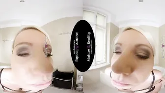 Virtual Reality POV- Mom