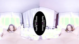 MatureReality VR - Dyke Matures