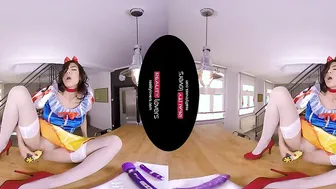 RealityLovers - Cosplay Compilation into VR