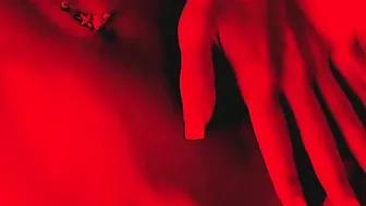 Fake Boobs porn video – Glamour Solo Female Outdoors