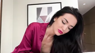 Czech Seductress Zuzu Sweet Rides Cock After POV Footjob
