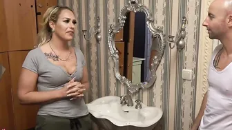 Changing porn video – Curvy slut gets fucked by gym instructor at the gym