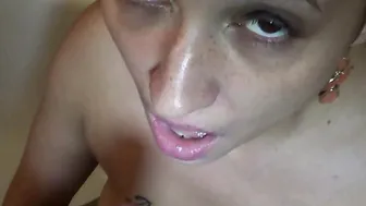 Natural girl gets her face and mouth pissed on