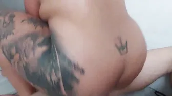 Trio con mi vecina y mi primo en la ducha este fue nuestro regalo de navidad en medellin colombia