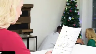 Teen step-sister's Christmas Wish Fulfilled With A Big Dick And Creampie