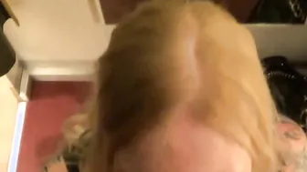 Secret blowjob in a changing room by a german slut
