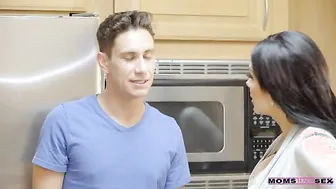 Sex Lessons From Mama - S6:E4