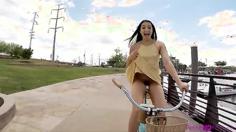 Bare Bottom porn video – Twat Peddler - S15:E5