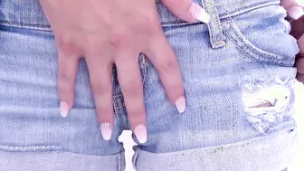 Amazing Teen ready to please 2 big cocks at audition