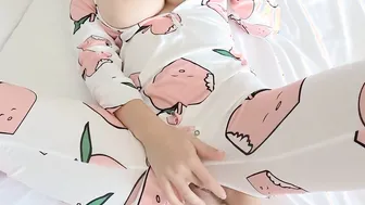 Her gorgeous body begs for a morning cumshot