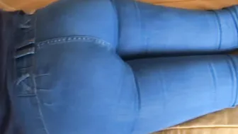 Compilación - Bella madrastra se exhibe en lencería erótica y se le salen los pelos por las lingerie