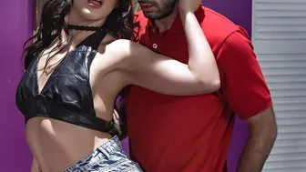 Does This Make My Ass Look Huge? Scene With Jake Adams - Brazzers Official