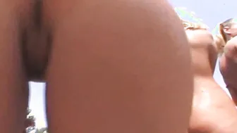 Up Close With Gigantic Tit Dancers At Nudes A Poppin