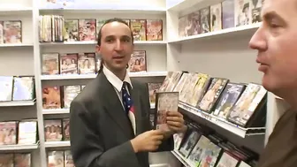 London Keyes Oral Sex and Fucking into sex tape shop 3 way