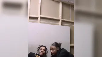 Hot Adorable Lightskin fucks a Gigantic Butt African Mom