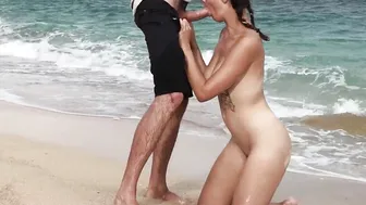 I had so much fun sucking off penis on the wild beach