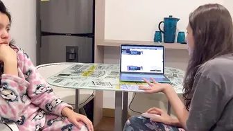 My friend touched my twat at her parents house