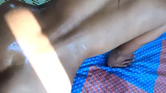 Pretty amateur Thai shemale porn video