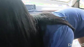 mi compañera de trabajo me regalada una mamada en la camioneta
