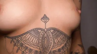 Curvy and tattooed teen sucking dick