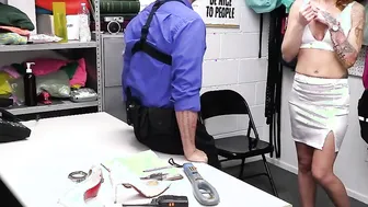 Tatted Up MILF Kesseh Shay Gets A Rough Cop Fuck On The Desk
