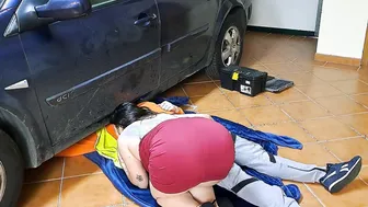 Freaky wifey receives internal cummed from the mechanic