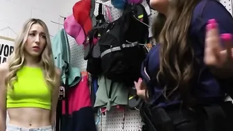Thief Returns lost Goods And Gets A Hardcore Fucking From Hot Babe