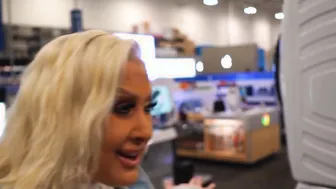 Mz Dani Meets Nerd Squad Member At Best Buy And Invites Him Over To Repair More Than Her TV