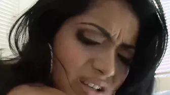 Facial for babe Andrea Kelly after cock sucking and pounding
