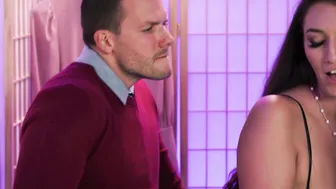 Rough threesome sex in changing room