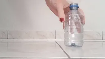 Pee compilation by a Hot French amateur mom