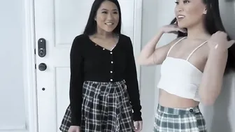 Asian teens Alona Bloom and Kimmy Kimm threesome with David Lee