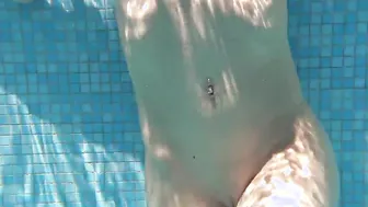 Voluptuous booty and pointy nipples slim MILF Nicole