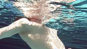 Voluptuous booty and pointy nipples slim MILF Nicole