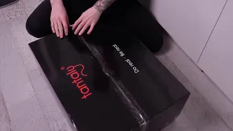Thanked the delivery bimbos for delivering a heavy package | Tantaly doll | three-way with a doll