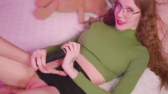 My BF didnt let me read the book and banged me then he cum on my adorable Face
