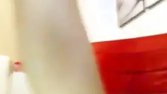 Amazing Latina fucks her wet pussy with a dildo