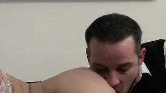 British Stepmom Amber Deen Asks Stepson for Sex