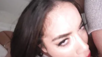 MILF wants photo with cock in her mouth