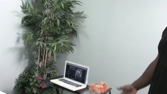 UNBELIEVABLE LEAKED FOOTAGE! Amateur Milf EXPOSED on LIVECATEGORY性视频  Witness the raw, untamed passion of this innocent housewifes hidden lascivious escapades