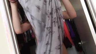 Ashlyn Molloy Cleans Herself With Dick